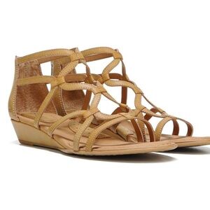 B.O.C. | Women’s Pawel Sandal, Neutral Faux Leather